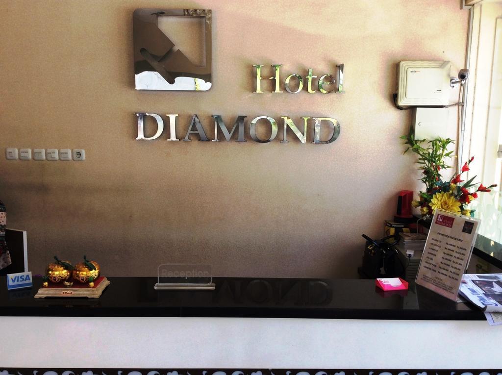 Hotel Diamond Makassar Kültér fotó